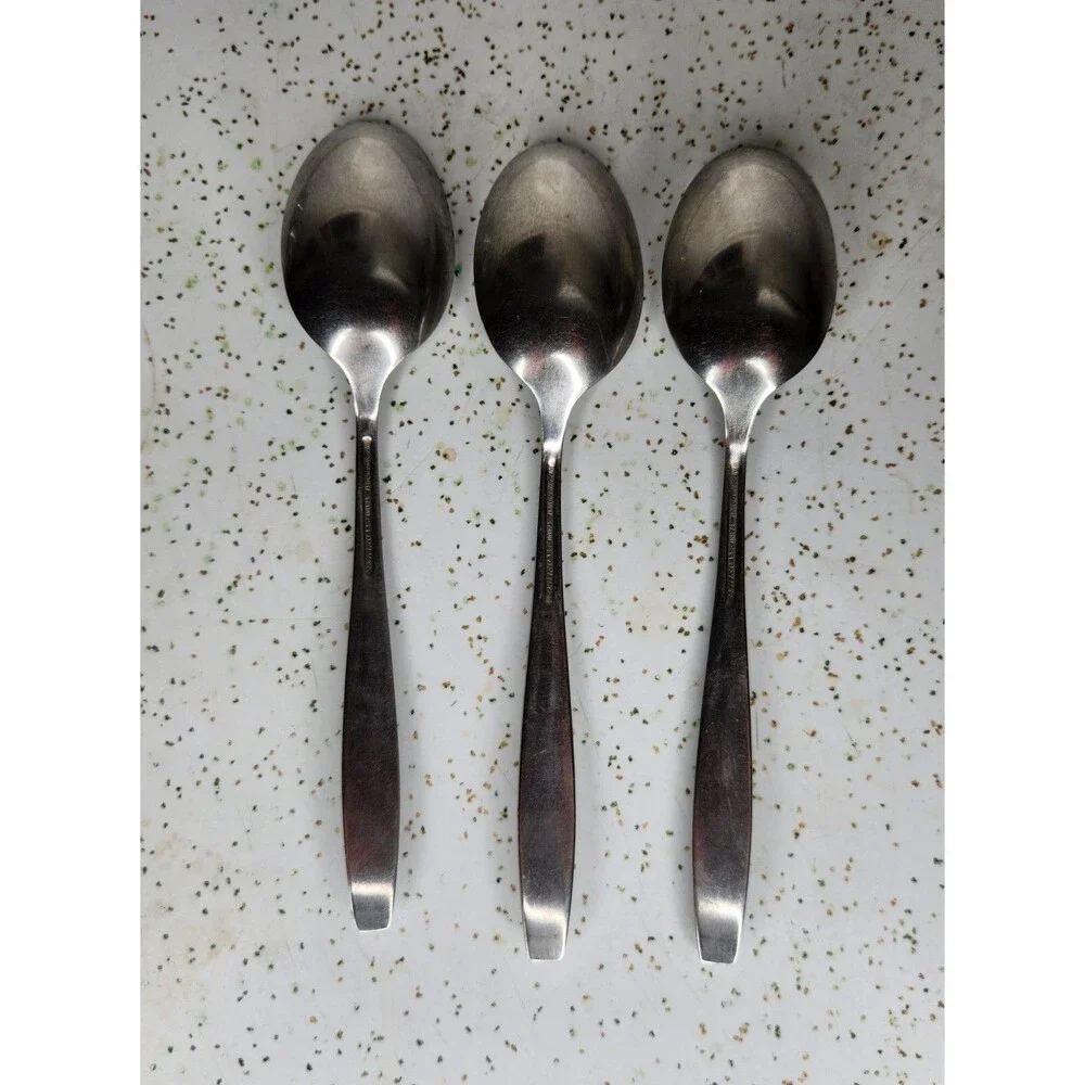 International Stainless Deluxe TONIGHT Flatware Silverware Spoons 3 Pcs
